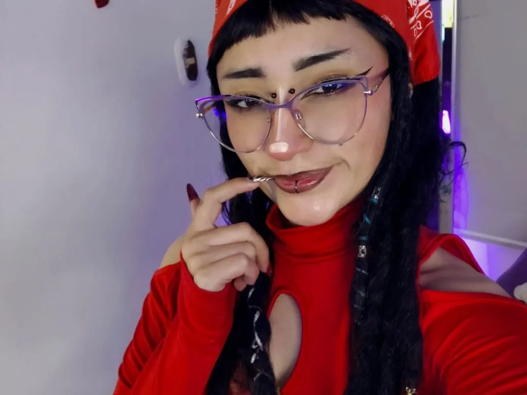 DanniMichaels's Thumb Image