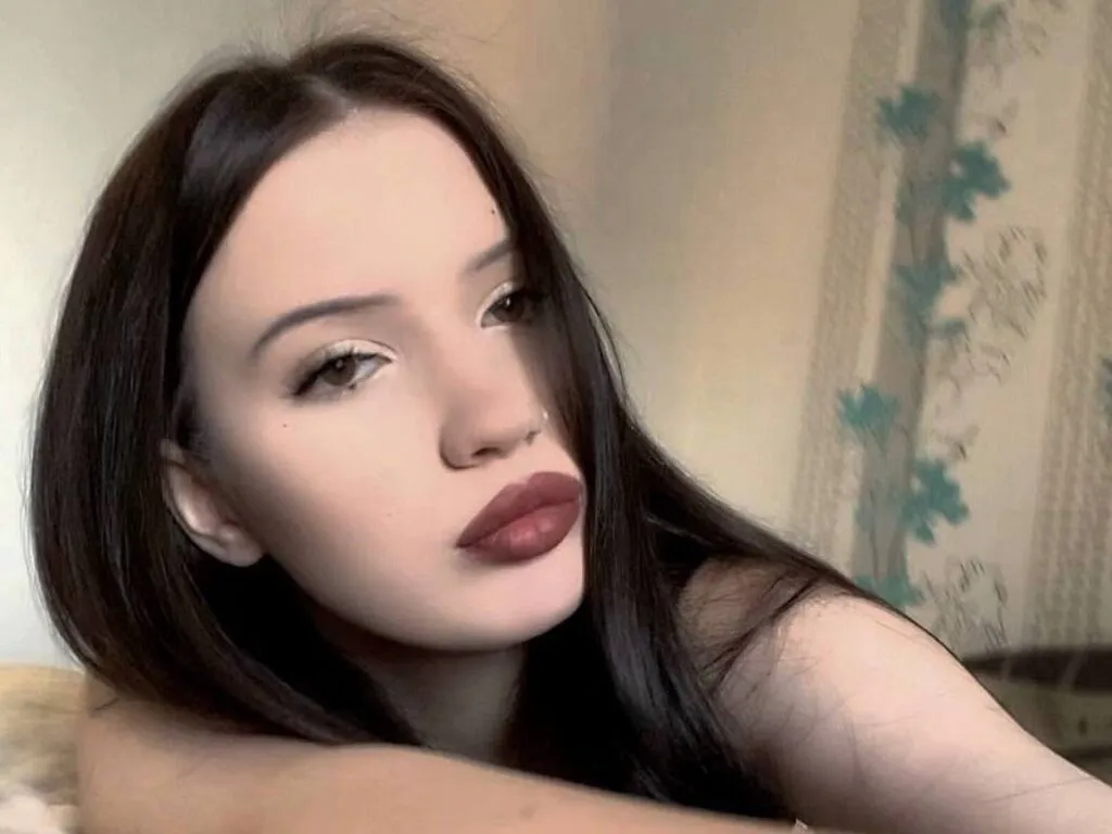 MadelineMendes's Thumb Image