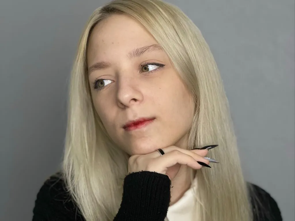 OdelynChasey's Thumb Image