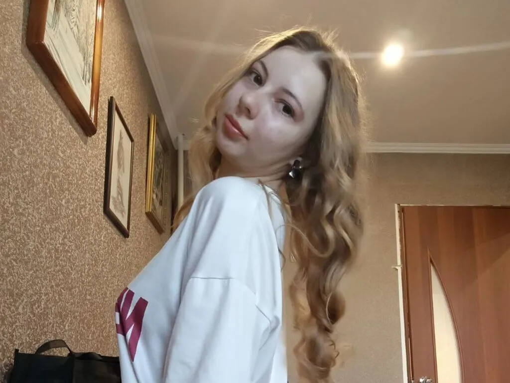 VictoriaAdel's Thumb Image