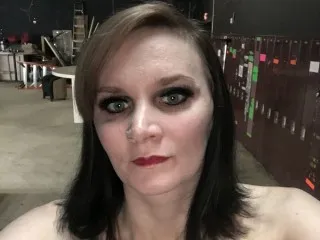 hotmodel1984's Thumb Image