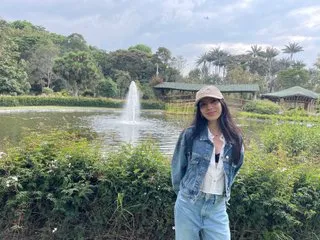 Laugreen – webcam model profile photo