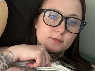 MsWinterSkye's Thumb Image