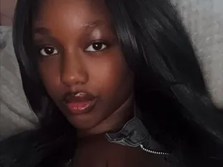 Queen_Minaxx's Thumb Image