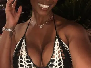 Thelovelycandi's Thumb Image